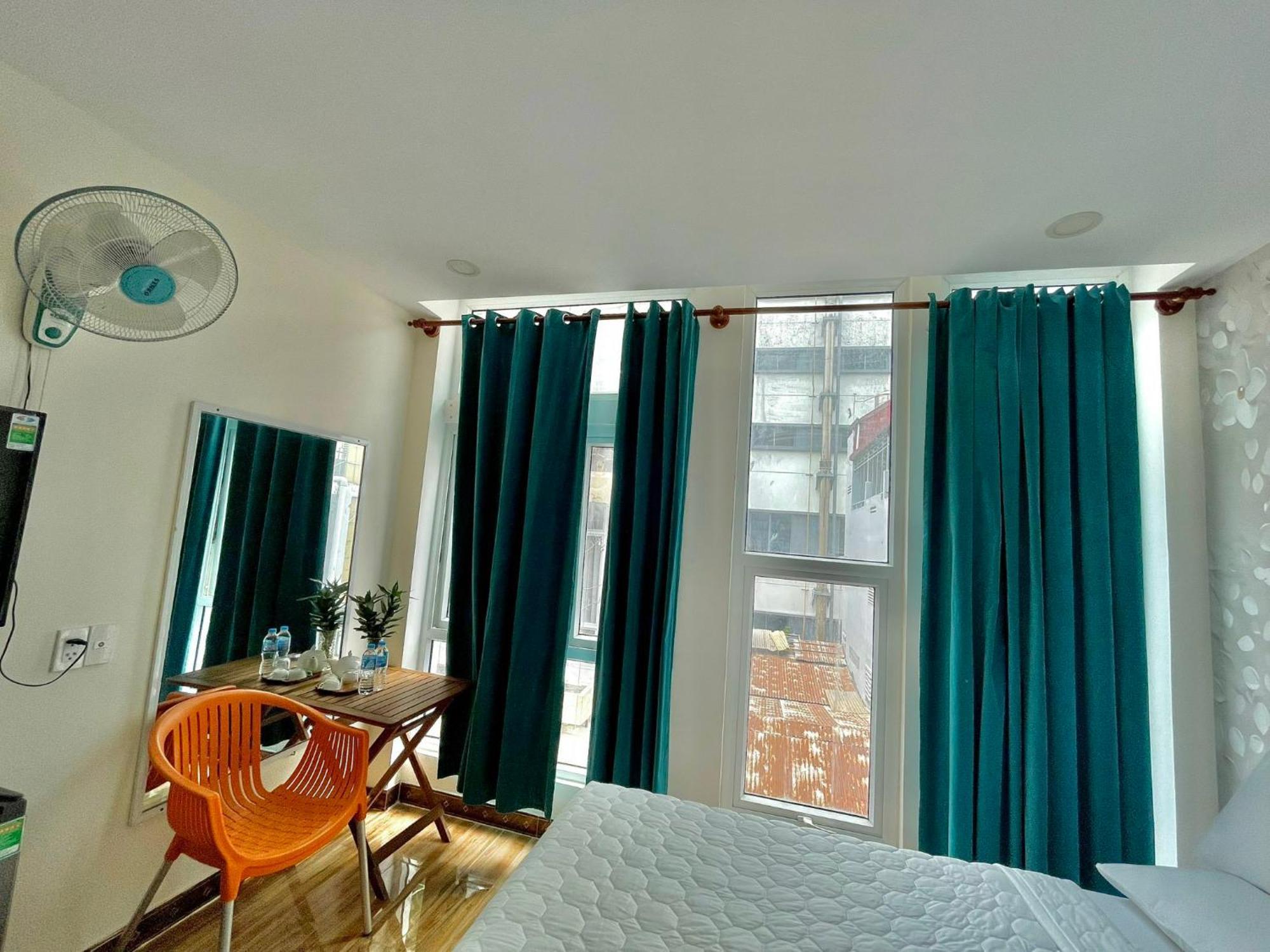 Aule Hostel Хошимин Экстерьер фото